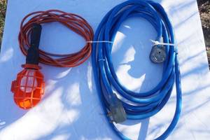 lot 54 image: set of two extension cords