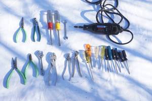 lot 72 image: tools
