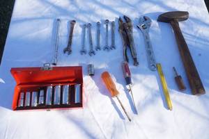 lot 88 image: tools