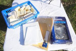lot 114 image: office supplies