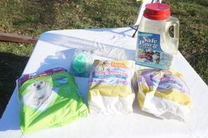 lot 118 image: pet supplies