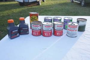 lot 183 image: 2 cycle engine oil and chainsaw oil