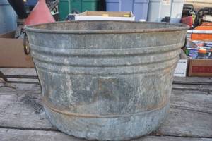 lot 191 image: galvanized bucket