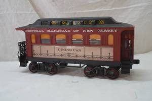 lot 254 image: Jim Beam central Railroad of New Jersey dining car decanter