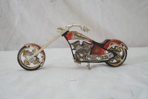 lot 263 image: Budweiser mini motorcycle