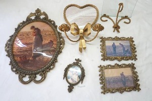 lot 303 image: wall art, sconces and picture frames