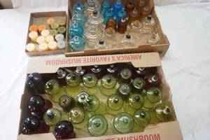 lot 315 image: Home Interior and Masterpiece glass sconce candle holders