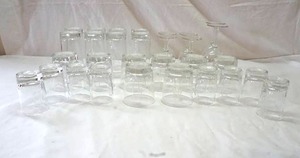 lot 324 image: monogrammed drinking glasses