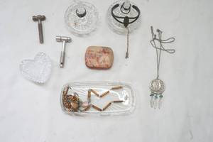 lot 363 image: jewelry