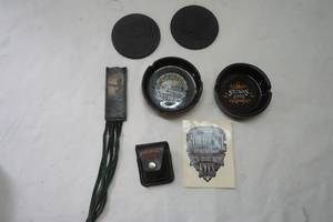 lot 376 image: Harley Davidson items