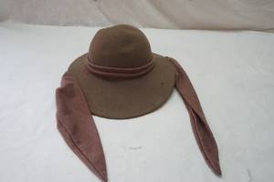 lot 385 image: wool bonnet