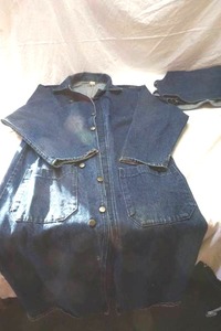 lot 415 image: vintage denim trench coat with cape