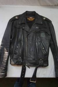 lot 418 image: mens Harley Davidson leather jacket