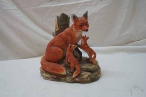 lot 429 image: vintage Ezra foxes decanter
