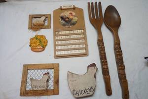 lot 453 image: kitchen items