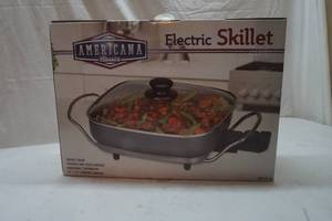lot 458 image: electric skillet
