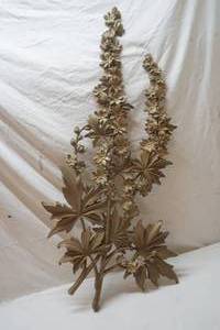 lot 485 image: ornate wall decor