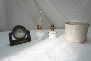 lot 491 image: stone crock