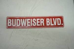 lot 510 image: Budweiser street sign