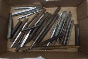 lot 564 image: tools