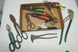 lot 570 image: tools