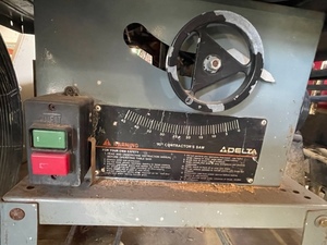 Delta 10 Contractors Saw