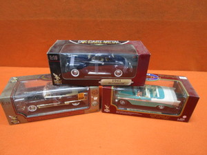 (3) 118th Diecast 49 Cadillac Coupe Deville, 41 Plymouth, 56 Chevy Bel Air
