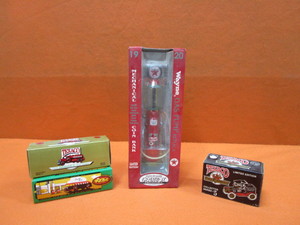 (3) Texaco Diecast Trucks & Gas Pump