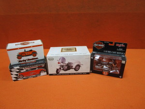 Harley Davidson Diecasts 47 Police Servi-Car, 78 FLH-80 Electraglide, 29 Model A Roadster, 34 Ford Street Rod