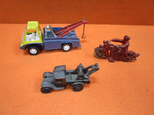 Vintage Cast Iron Harley Davidson, Wrecker & Vintage Steel Wrecker