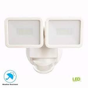 lot 73 image: Defiant 90 Watt Equivalent 1400 Lumen 180 Degree White Motion Sensing Dusk to Dawn SMD LED Flood Light (1-Pack)