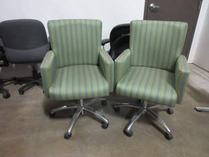 lot 765 image: UPHOLSTERED CONFERENCE CHAIRS