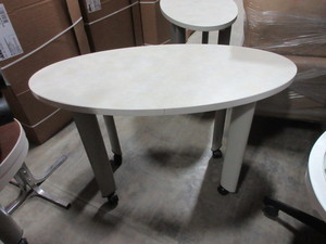 lot 772 image: STEELCASE TURNSTONE ANSWER OVAL TABLES WITH WHEELS