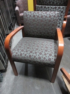 lot 794 image: STUDIO Q FURNITURE RECEPTION CHAIRS