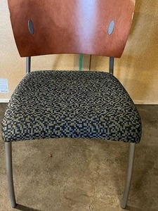 lot 207ESTATE image: USED Lot of Two (2) Chairs Good Condition