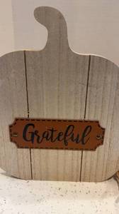 lot 18 image: Overstock Assorted Fall Decor