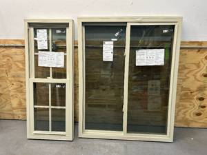 lot 6 image: SIMONTON Lot of 2 Windows