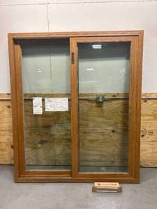 lot 31 image: SIMONTON Vinyl Patio Door