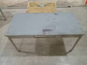 60 x 30 x 30 - Metal Work Desk - Heavy Duty - Gray