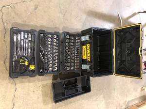 lot 22 image: DEWALT Mechanics Tool Set (226-Piece) with TOUGHSYSTEM 22 in. Medium Tool Box     Customer Returns See Pictures