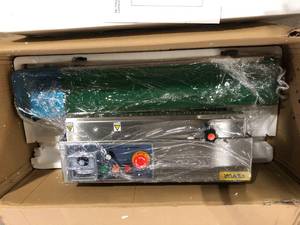 lot 23 image: VEVOR FR-770 Continuous Band Sealer Automatic Band Sealer with Digital Temperature Control FRB-770LSBMLXFKJ1V1 customer return see pictures