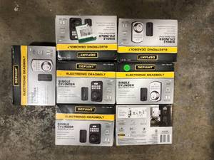 lot 50 image: Lot of Assorted Defiant Electronic Deadbolt Locks Various Models and Conditions Customer Returns See Pictures