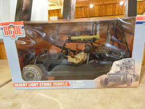 lot 41 image: GI Joe Desert Light Strike Vehicle