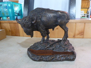 lot 43 image: Bradford Williams Buffalo Statue