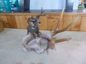lot 46 image: Neil Rose Deer with Antlers Statue