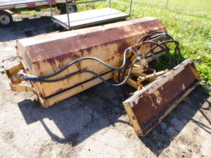 lot 5 image: M-B Company Power Broom