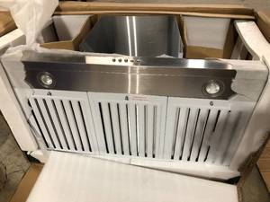 KOBE Range Hoods KOBE RAX21 Series 36 in. 700 CFM Ducted Wall Mount Range Hood in Stainless Steel with LED Lights   Customer Returns See Pictures