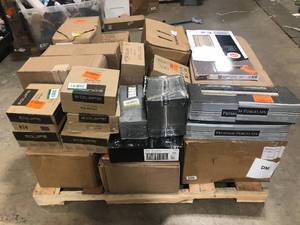 Pallet of Mixed Assorted Flooring Varioius Models and Conditions Customer Returns See Pictures