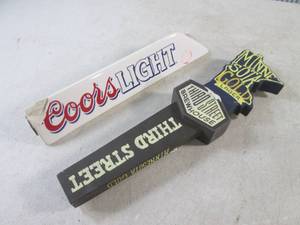 lot 19 image: (FS) 2 Beer Tap Handles Coors Light 10 and Minnesota Gold Lager Third Street Brewhouse 11 12 - Both Have ChipsDamage - See Photos