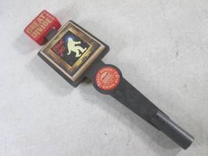 lot 30 image: (FS) Great Divide Brewing Co Velvet Yeti Beer Tap Handle 11 34